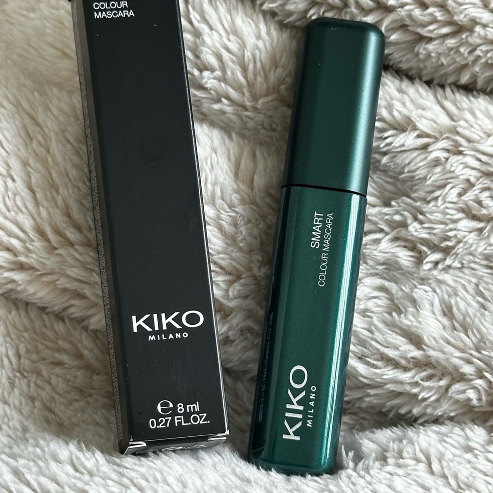Kiko mascara in a deep green